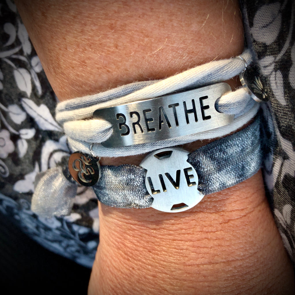 Tie Dye INSPIRATIONAL Stretchy Bracelet